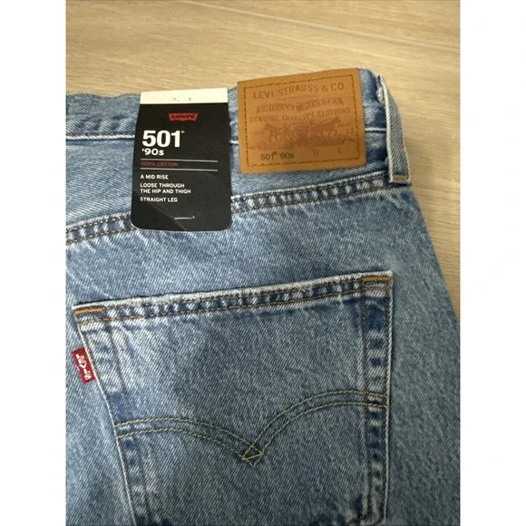 Levi's Premium Women 501 '90s Straight Leg Mid Rise Jeans 31x30  Blue  NWT - Picture 9 of 11
